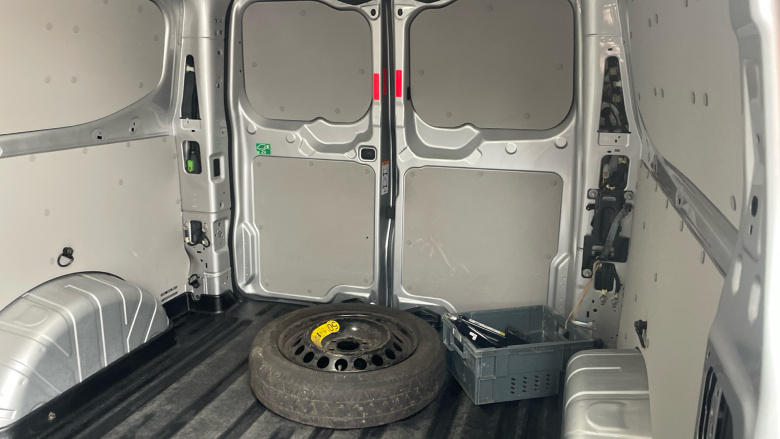 Ford Transit Custom 300 L2 Diesel Fwd 2.0 EcoBlue 136ps H1 Van Limited